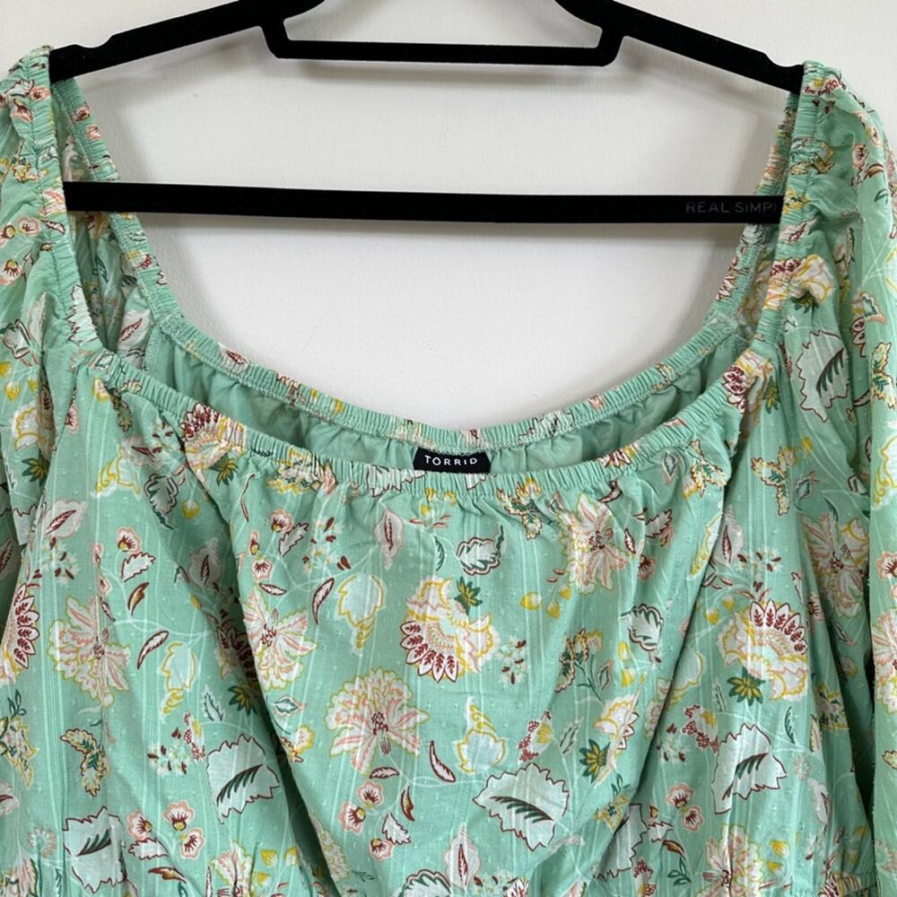 Torrid Top Women Plus 4X Blouse Cottage Boho Floral Summer Office Regency Green - Picture 3 of 12